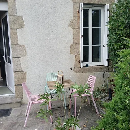 Maison Proche Chateau アパート ブレシュイール